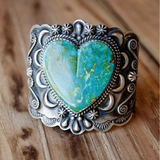 Beautiful Piece with Unique Style
