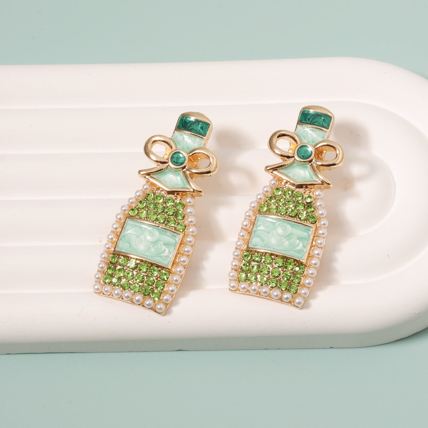 Stunning Pearl Earring for Daily Wear
