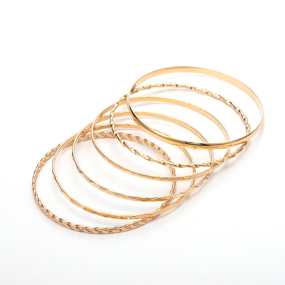 Beautiful Gold Bracelet with Unique Style