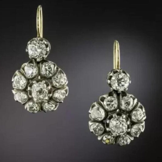 Charming Earring for Any Occasion