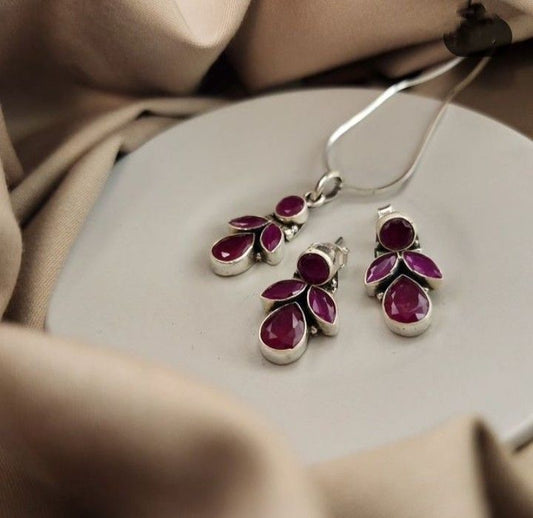 Romantic Earring for Special Moments