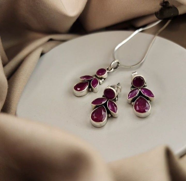 Romantic Earring for Special Moments
