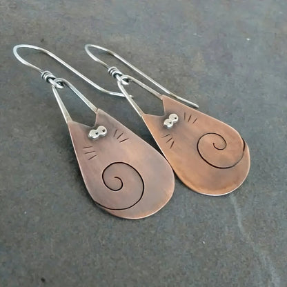 Charming Earring for Any Occasion