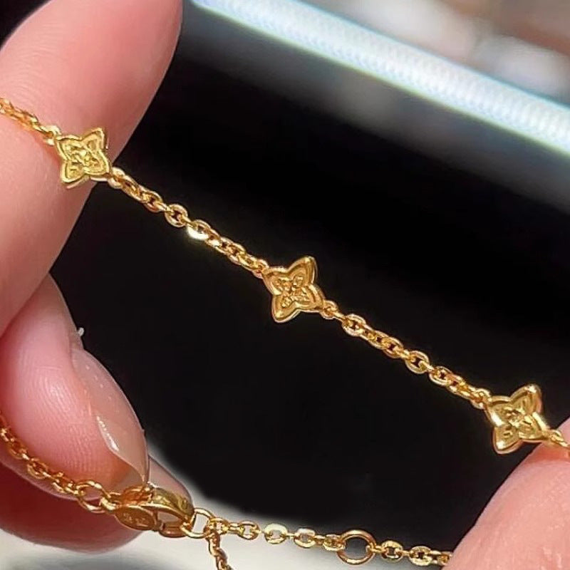 Beautiful Gold Bracelet with Unique Style