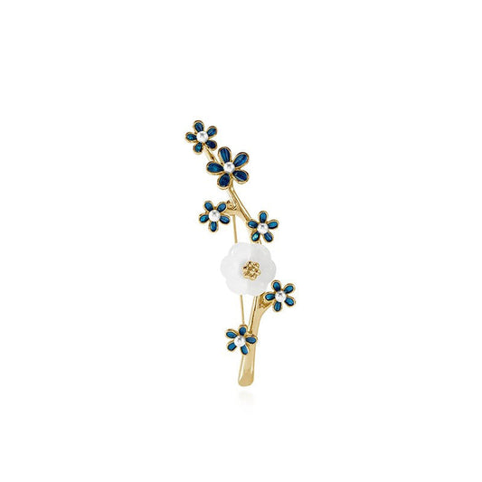 Charming Piece for Any Occasion