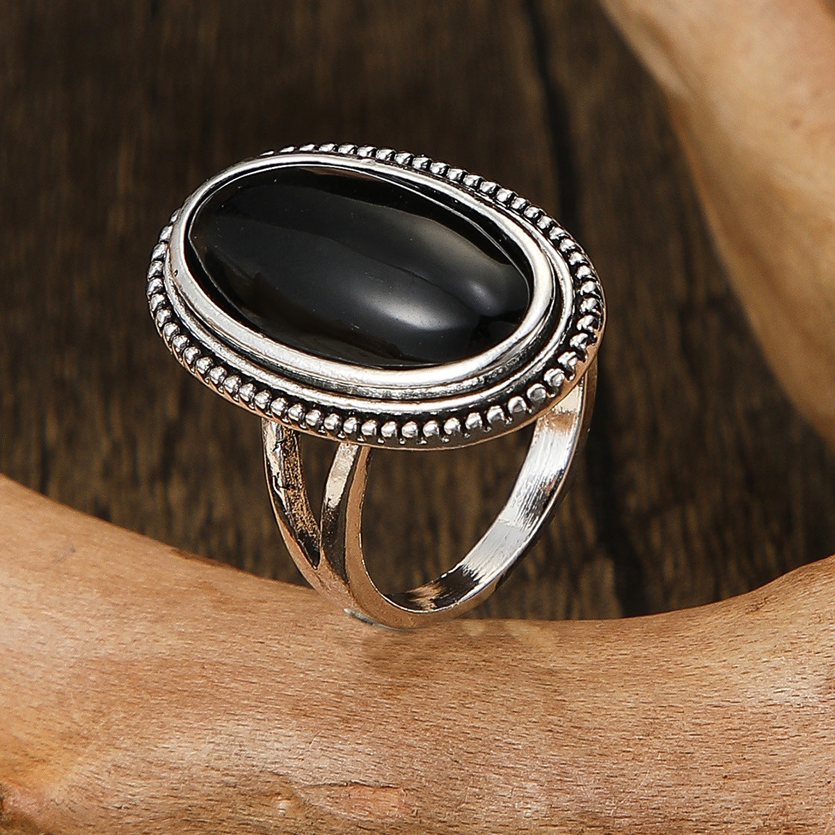 Elegant Ring for Every Occasion