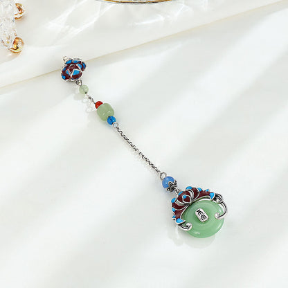Classic Pendant with Timeless Appeal
