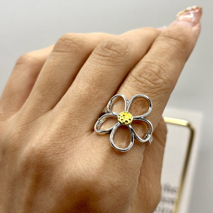Beautiful Ring with Unique Style