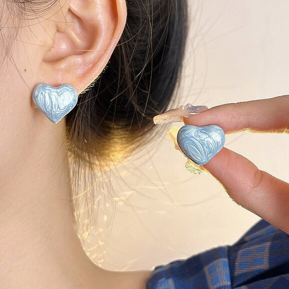 Classic Pearl Earring with Timeless Appeal