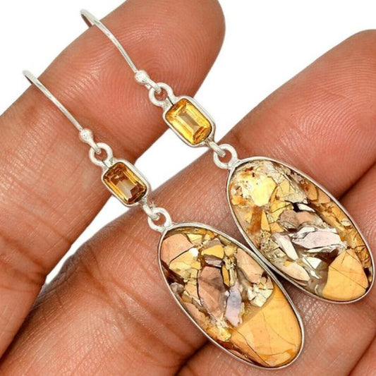 Stunning Earring for Daily Wear