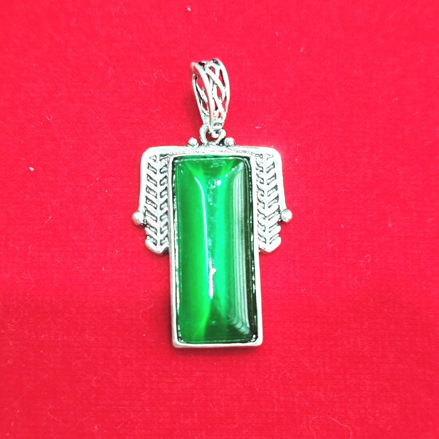 Stunning Necklace for Daily Wear