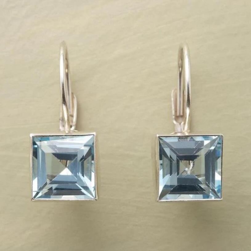 Romantic Earring for Special Moments