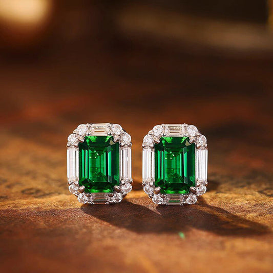 Charming Piece for Any Occasion