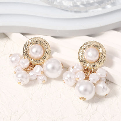 Beautiful Pearl Earring with Unique Style