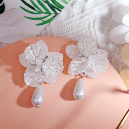 Elegant Pearl Earring for Every Occasion
