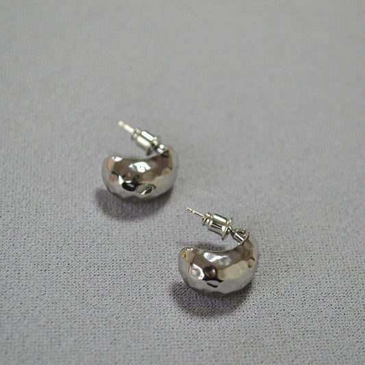 Classic Silver Earring with Timeless Appeal