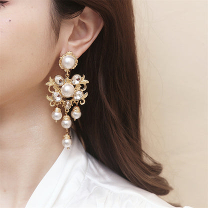 Beautiful Pearl Earring with Unique Style