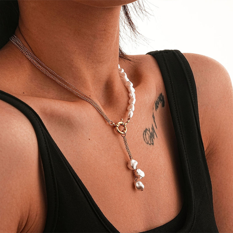 Romantic Pearl Necklace for Special Moments