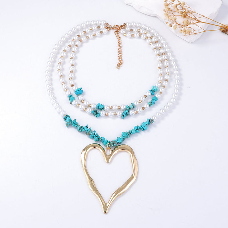 Beautiful Pearl Necklace with Unique Style