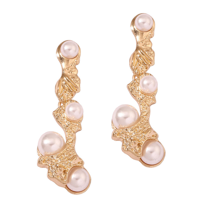 Romantic Pearl Earring for Special Moments
