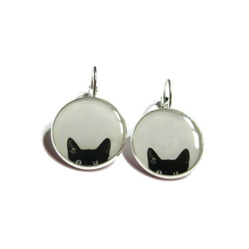Charming Earring for Any Occasion