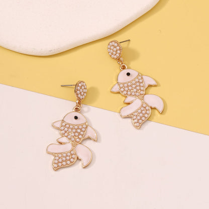 Delicate Artisan Gold Earring