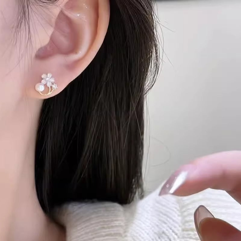 Romantic Pearl Earring for Special Moments