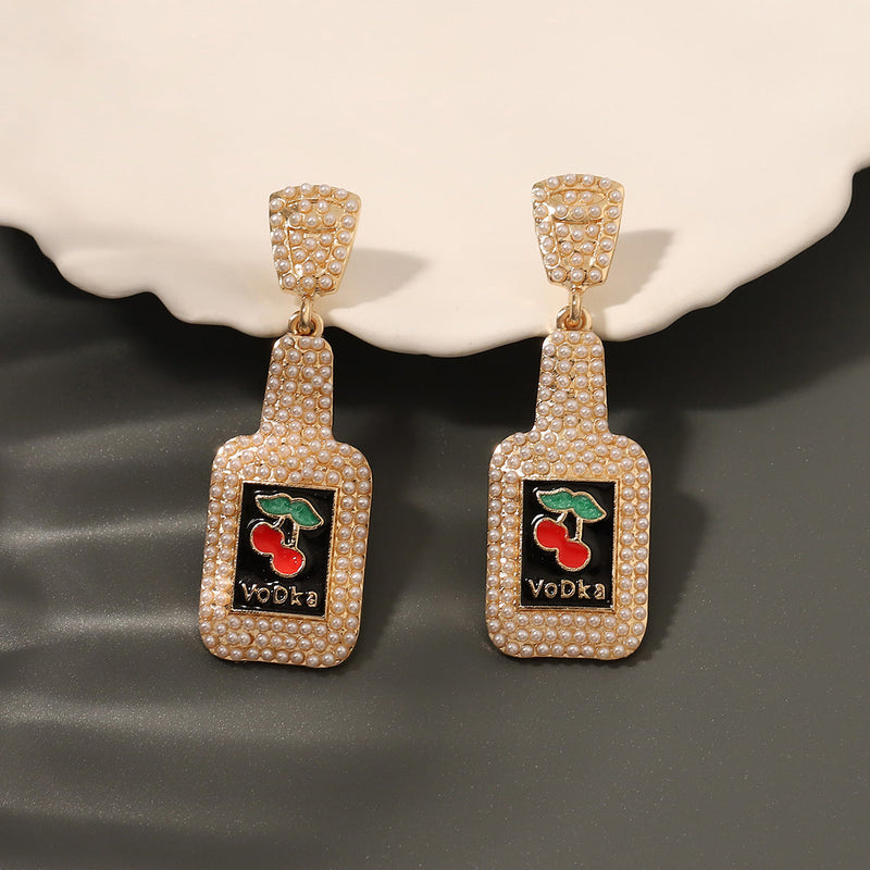 Beautiful Pearl Earring with Unique Style
