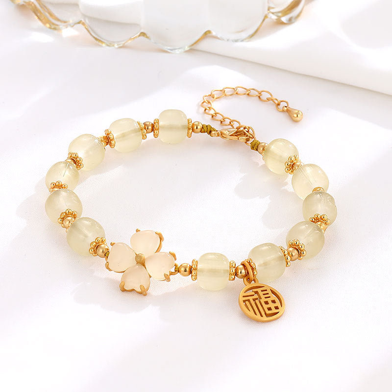 Classic Silver Bracelet with Timeless Appeal