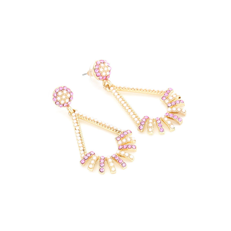 Classic Pearl Earring with Timeless Appeal