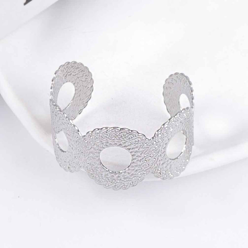 Classic Bracelet with Timeless Appeal