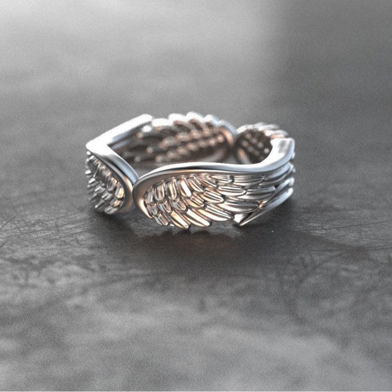 Classic Silver Ring with Timeless Appeal