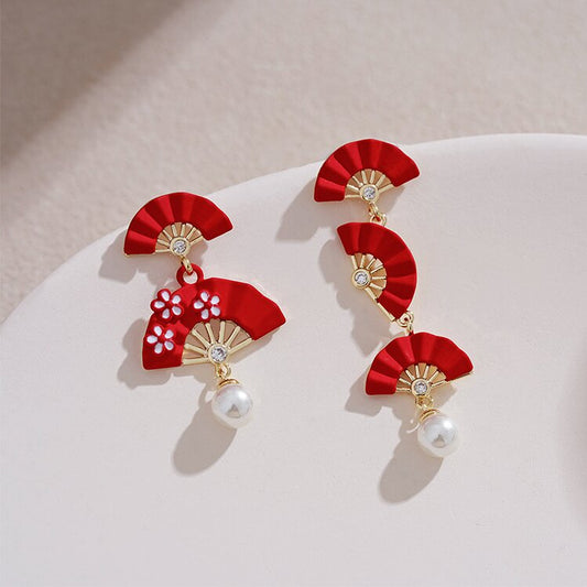 Classic Pearl Earring with Timeless Appeal