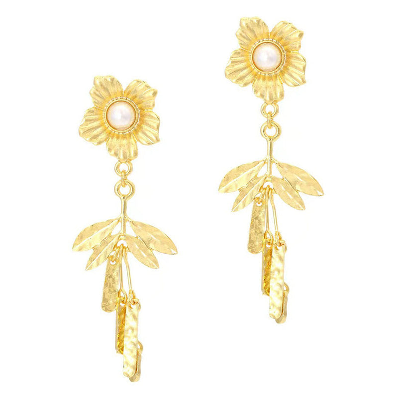 Romantic Pearl Earring for Special Moments