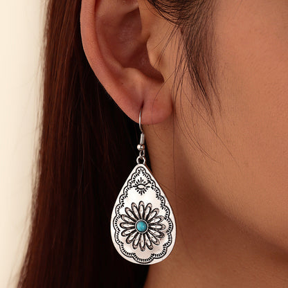 Classic Earring with Timeless Appeal