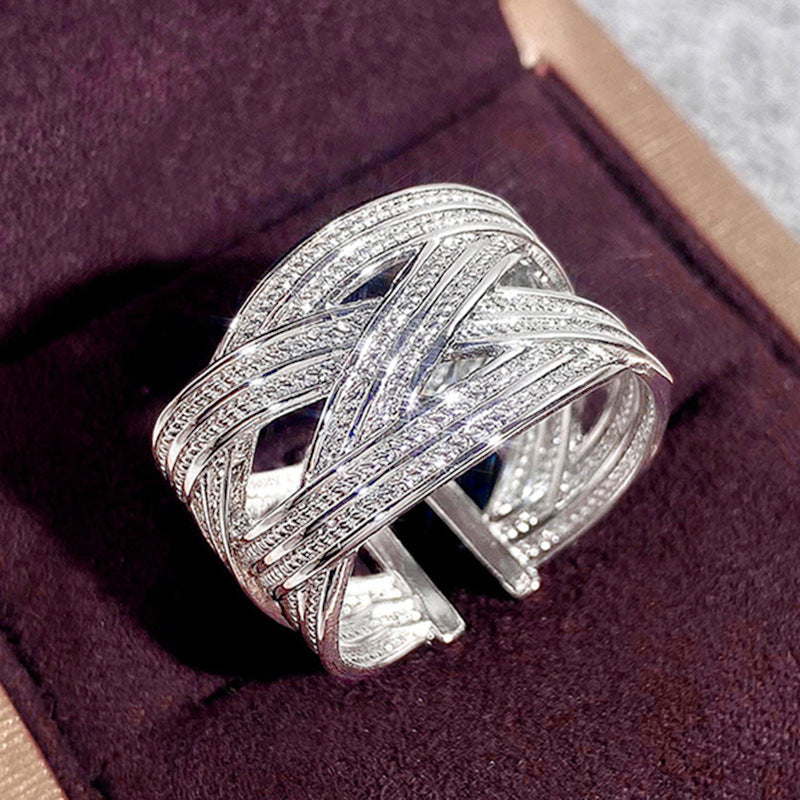 Charming Silver Ring for Any Occasion