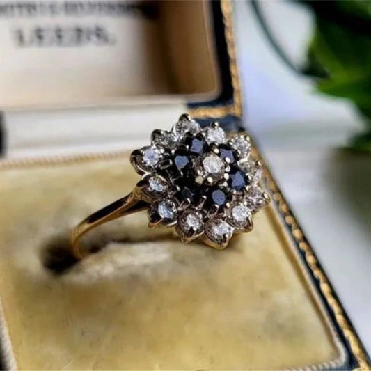 Classic Gold Ring with Timeless Appeal