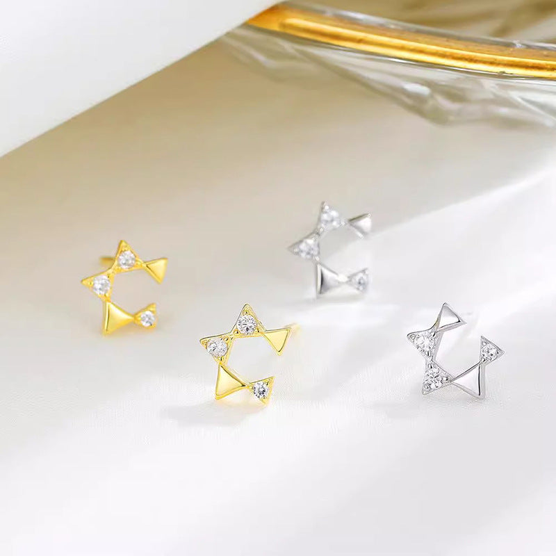 Beautiful Gold Earring with Unique Style