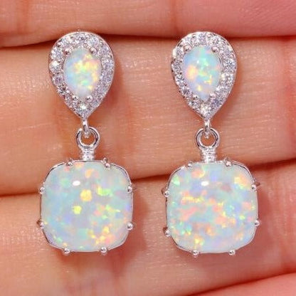 Classic Pearl Earring with Timeless Appeal