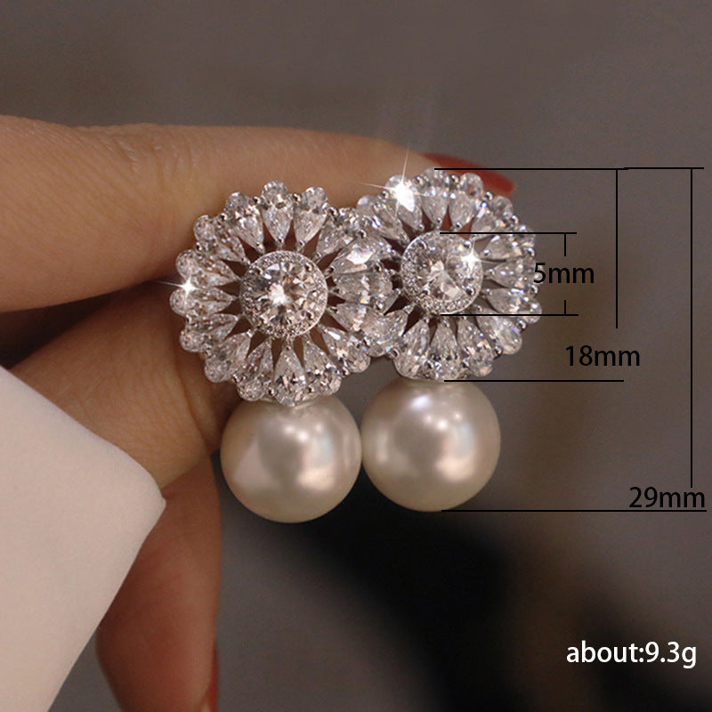 Classic Pearl Earring with Timeless Appeal