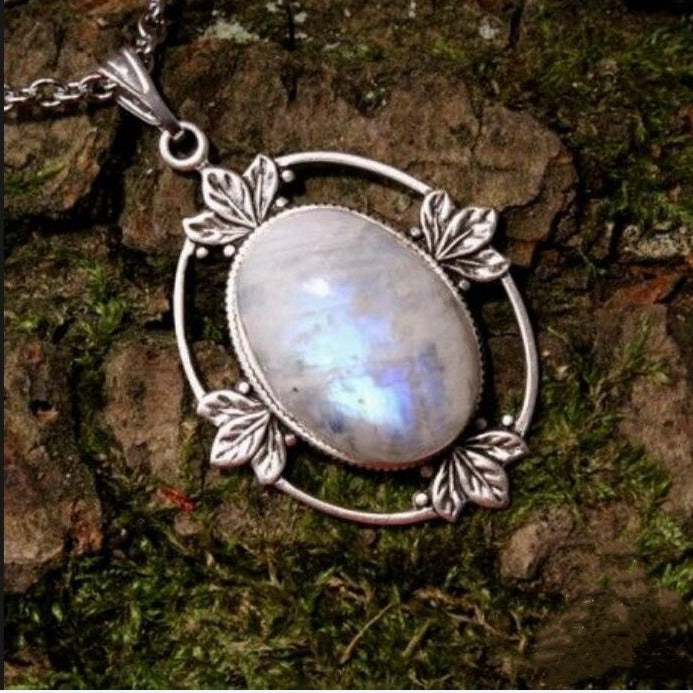 Classic Necklace with Timeless Appeal