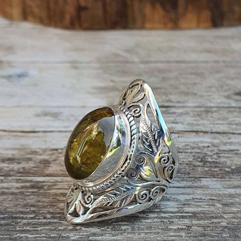 Stunning Ring for Daily Wear