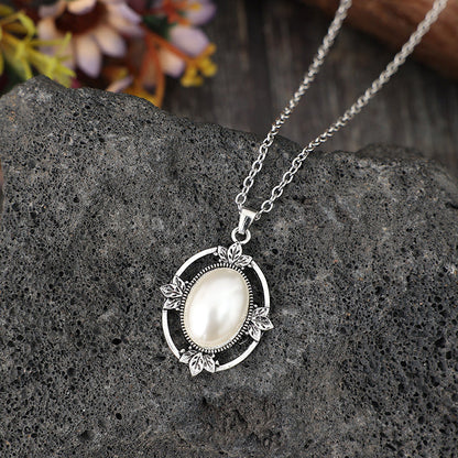 Classic Necklace with Timeless Appeal