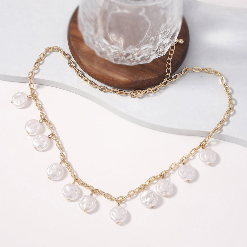 Romantic Pearl Necklace for Special Moments