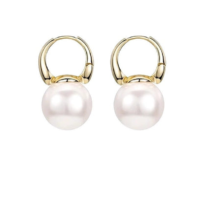 Charming Pearl Earring for Any Occasion