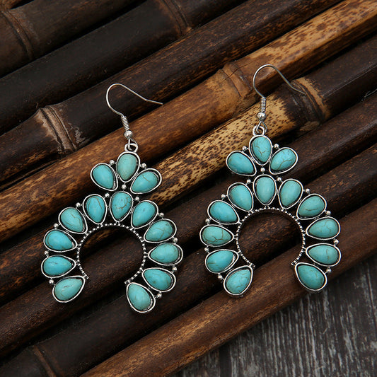 Classic Earring with Timeless Appeal