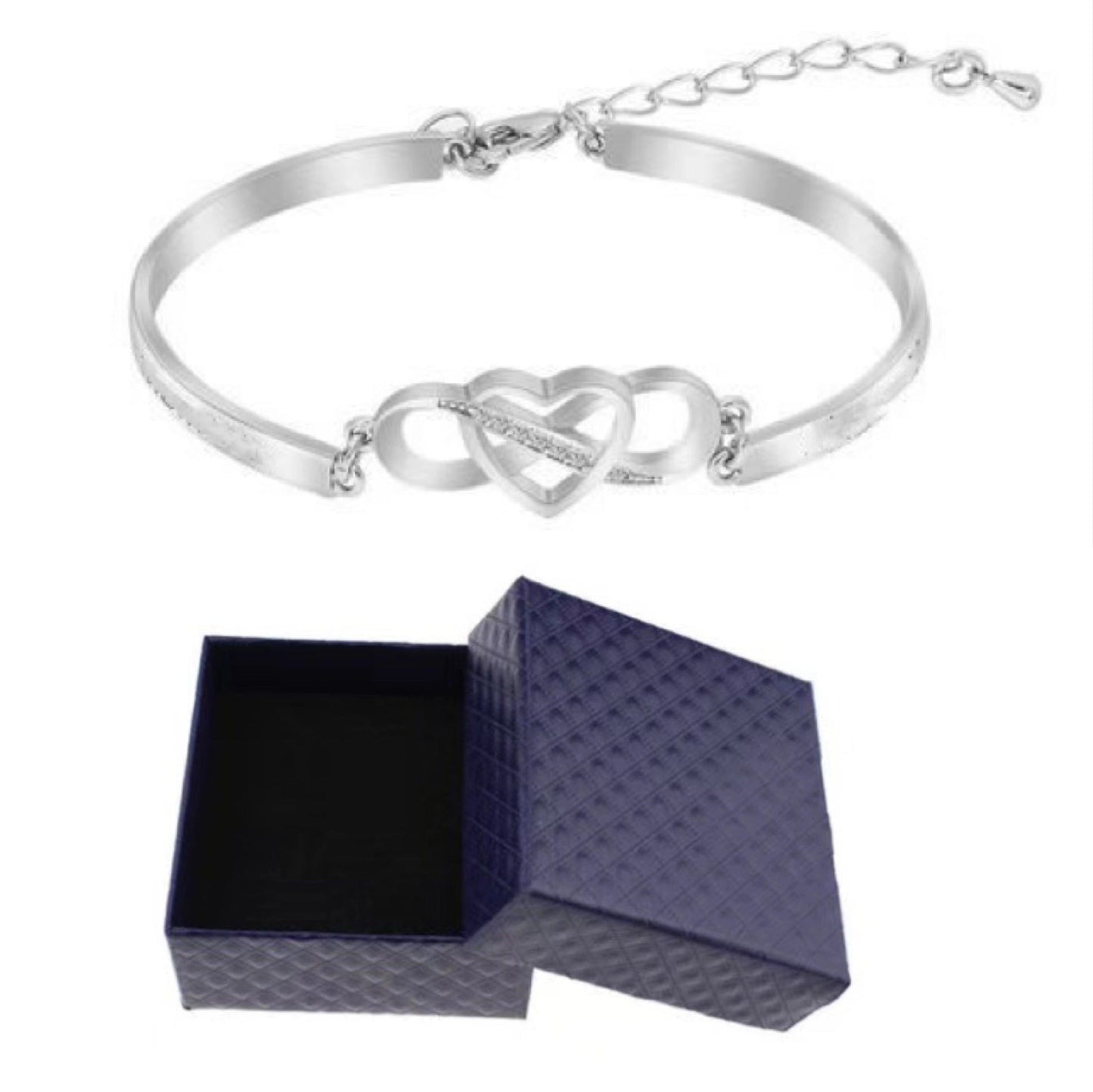 Charming Gold Bracelet for Any Occasion