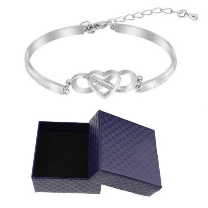 Charming Gold Bracelet for Any Occasion