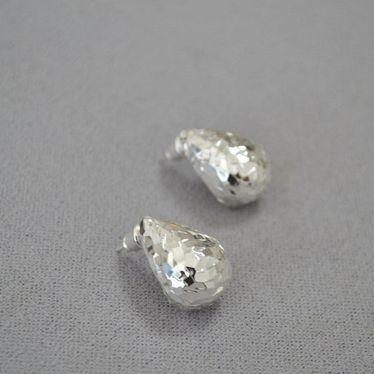 Elegant Gold Earring for Every Occasion
