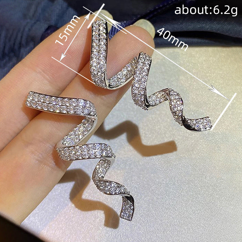 Beautiful Earring with Unique Style